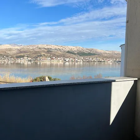 Mia Pag Apartman Pag Town