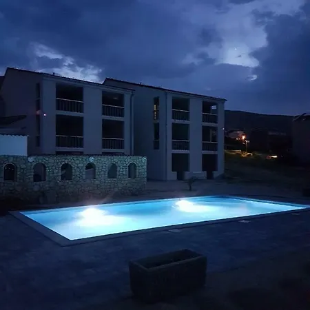 Mia Pag Apartman Pag Town