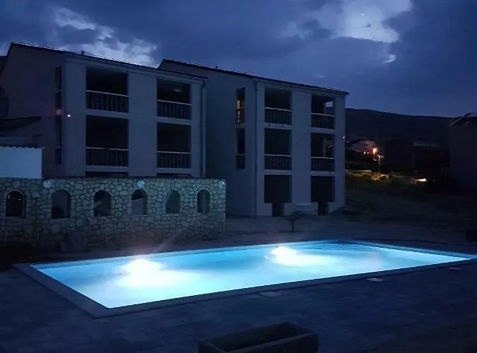 Mia Pag Apartman Pag Town